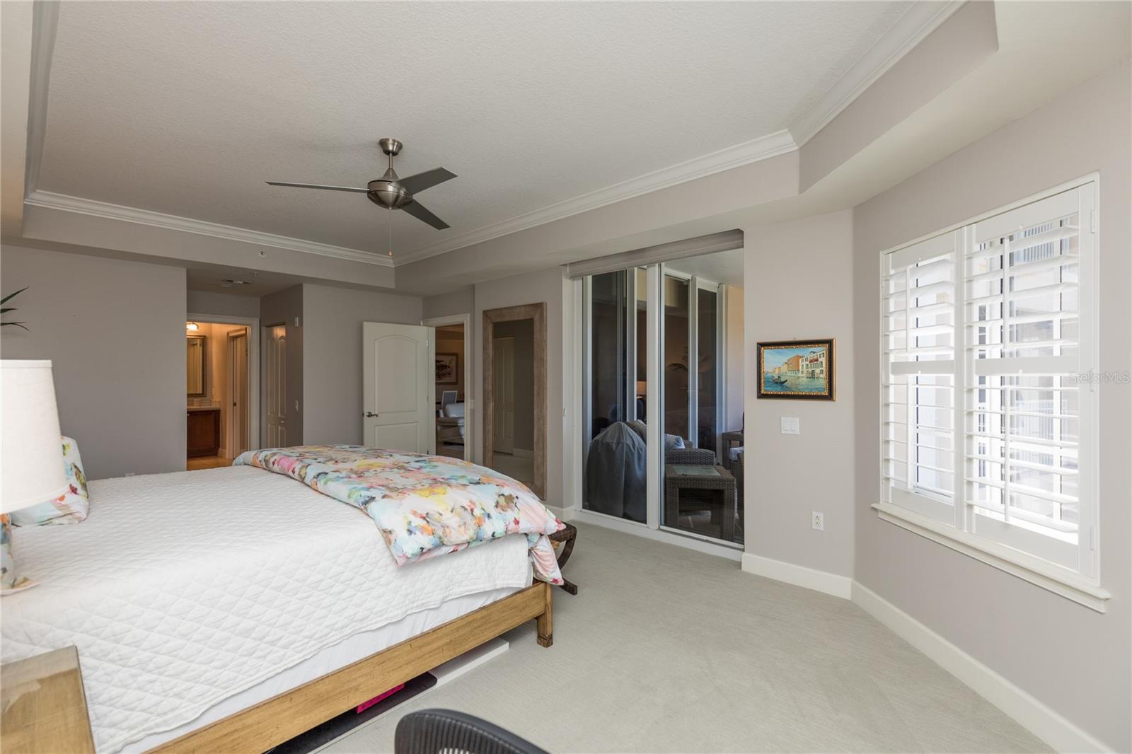 102 YACHT HARBOR DR #373