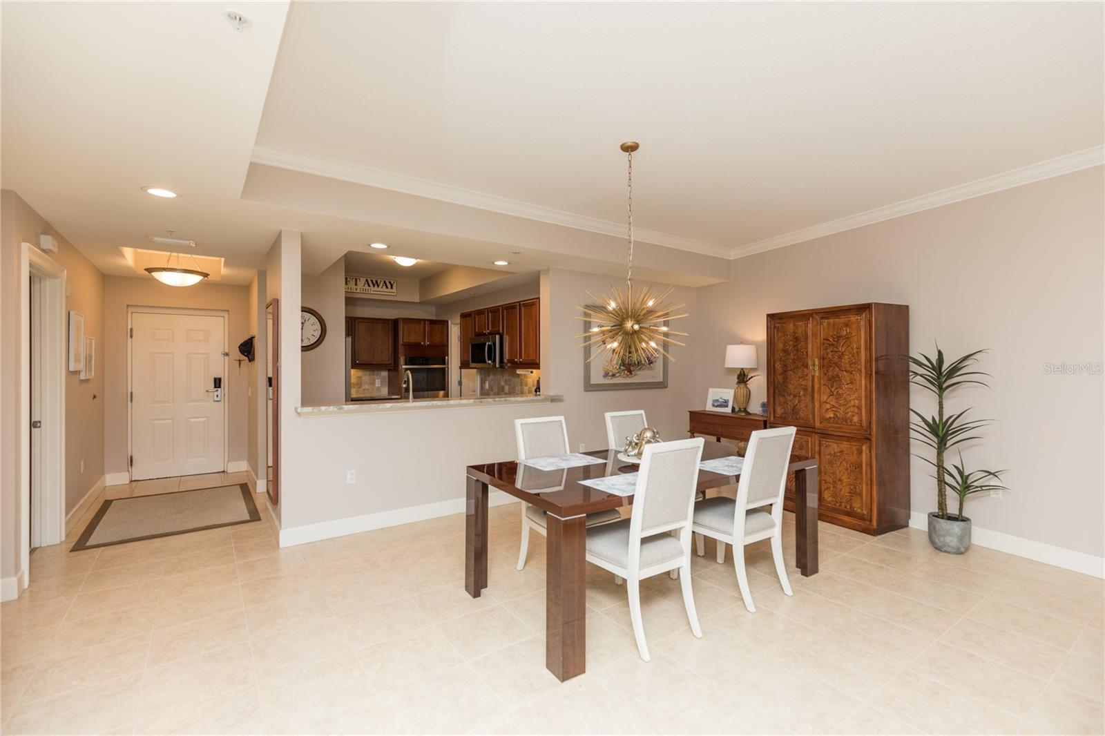 102 YACHT HARBOR DR #373