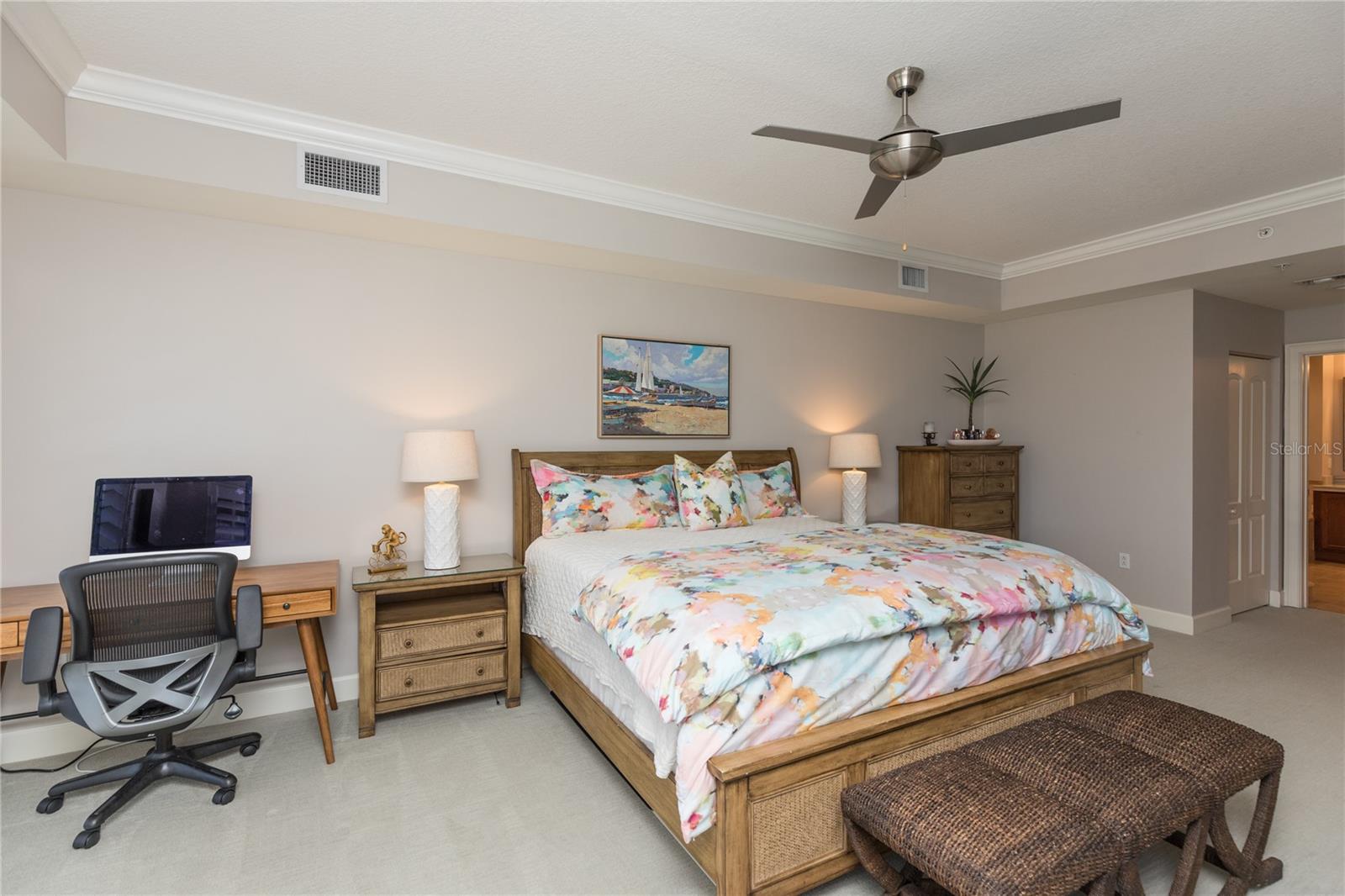 102 YACHT HARBOR DR #373