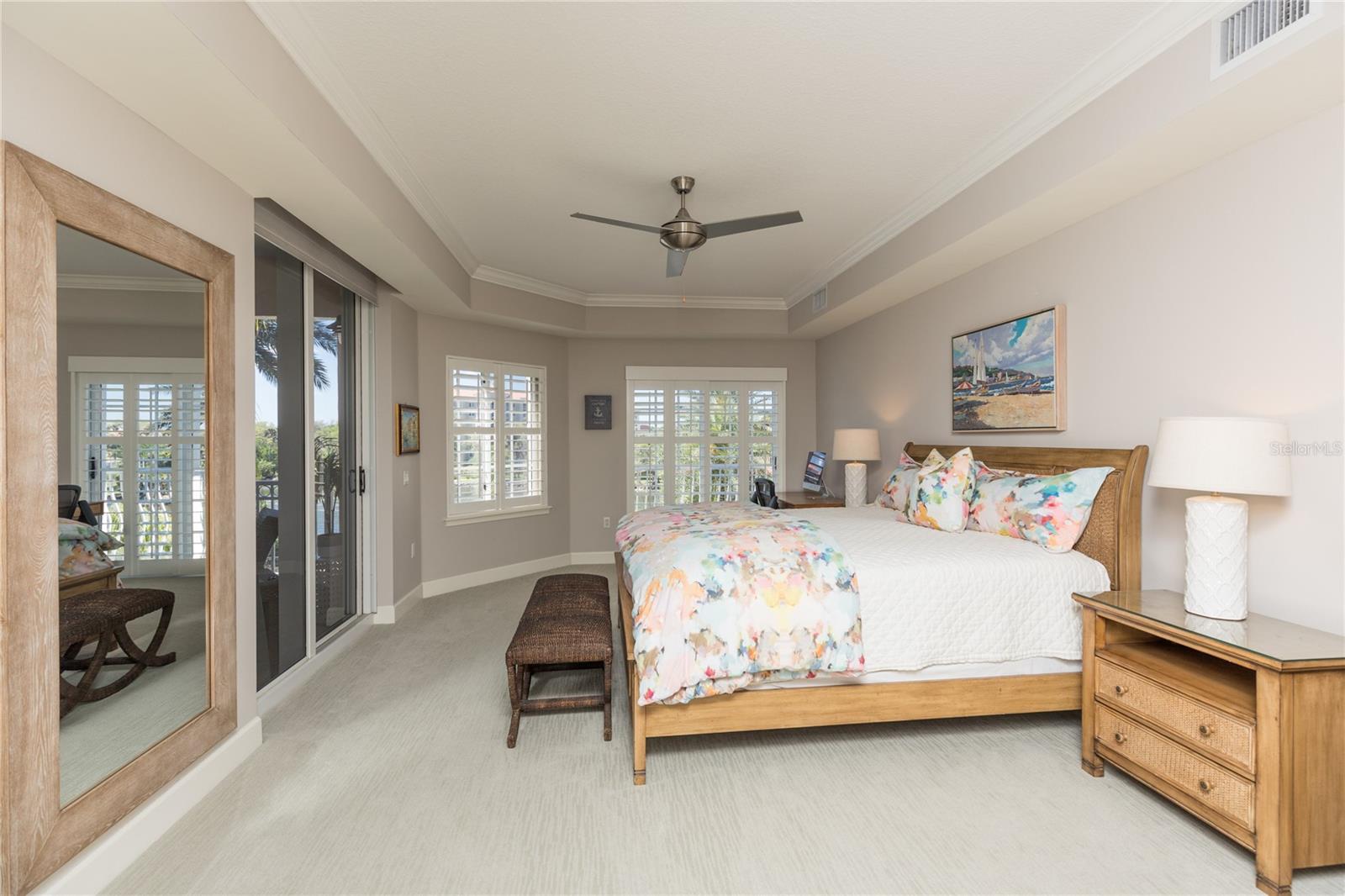 102 YACHT HARBOR DR #373