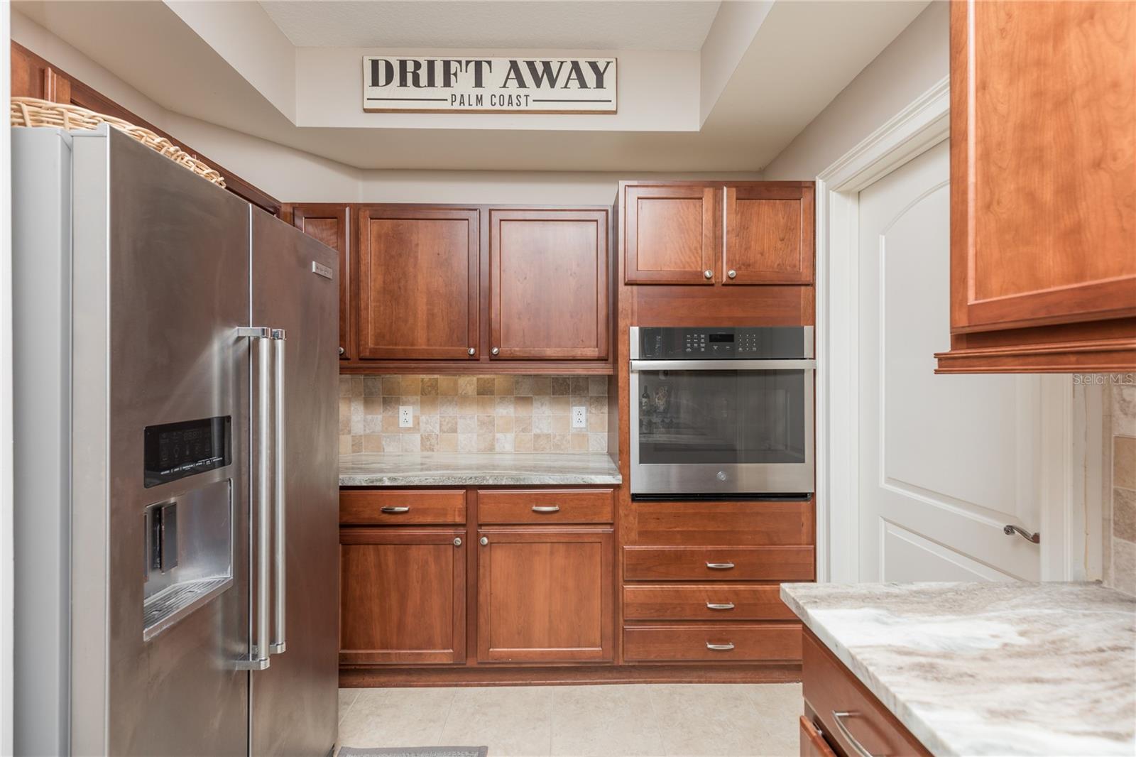 102 YACHT HARBOR DR #373