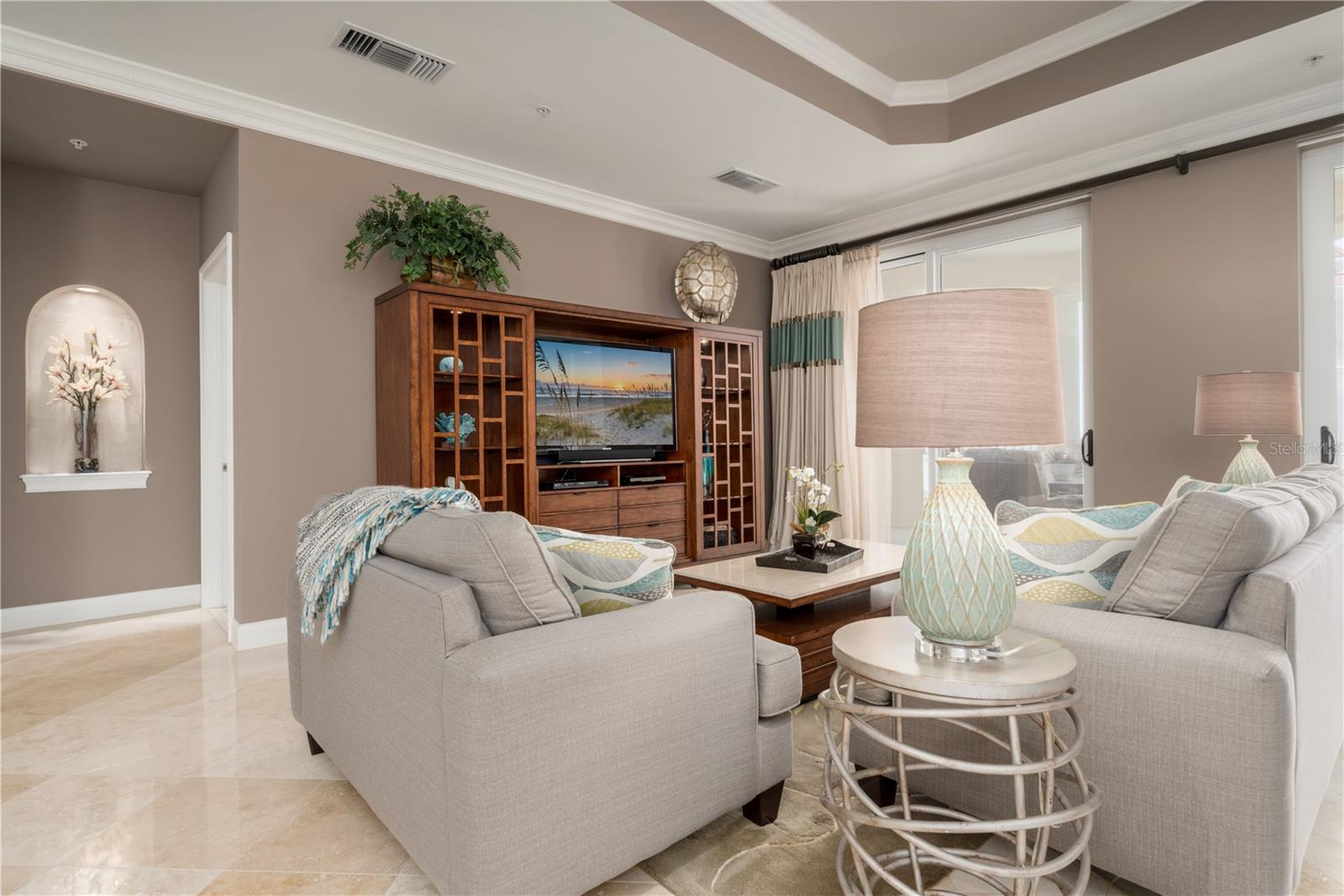 200 OCEAN CREST DR #654