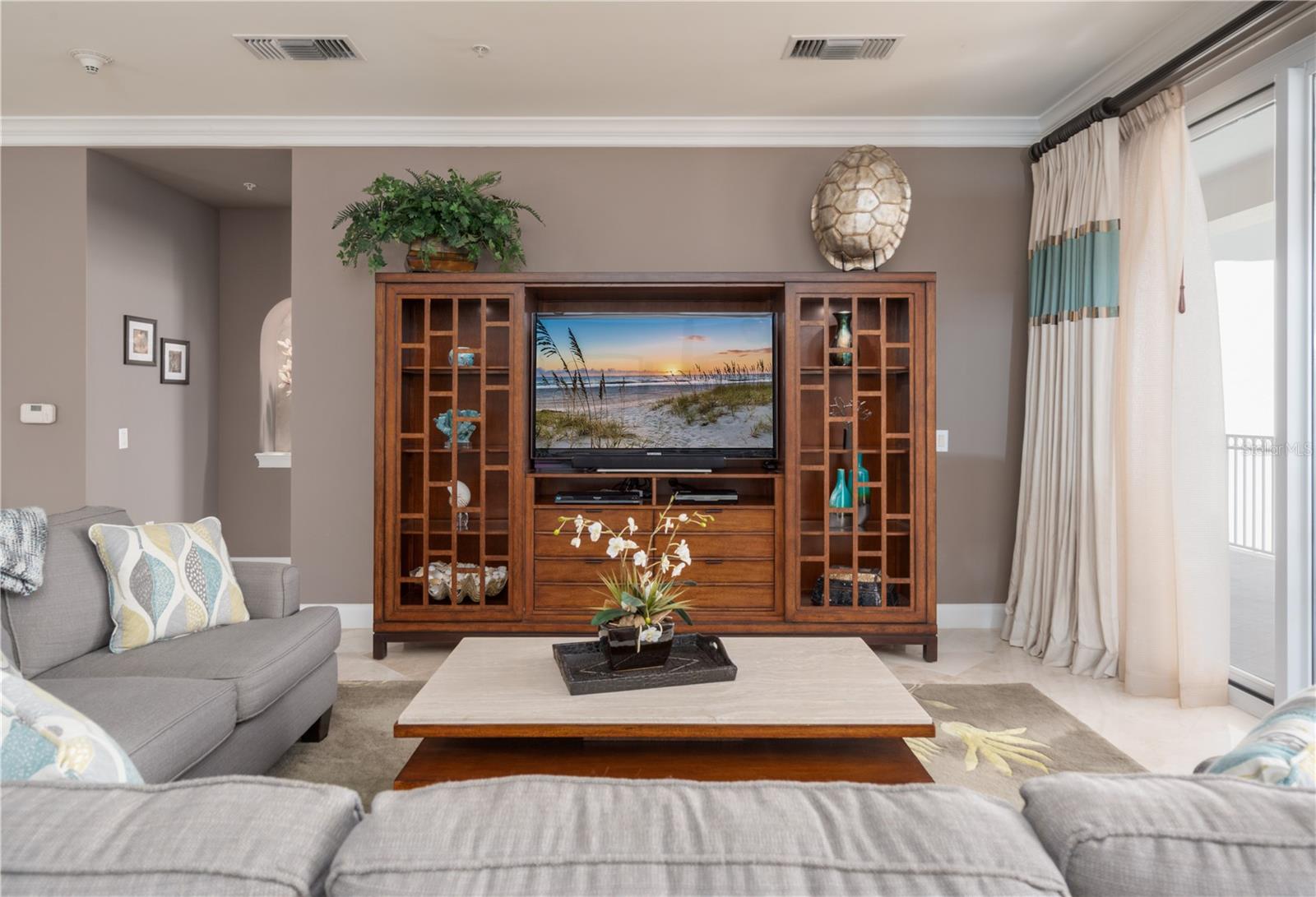 200 OCEAN CREST DR #654