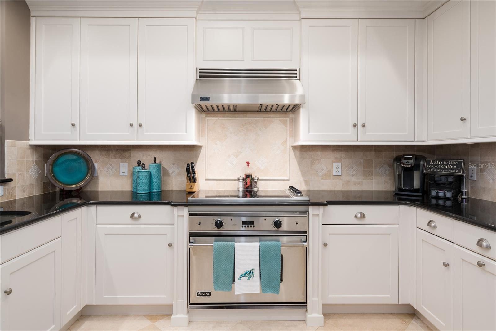 200 OCEAN CREST DR #654