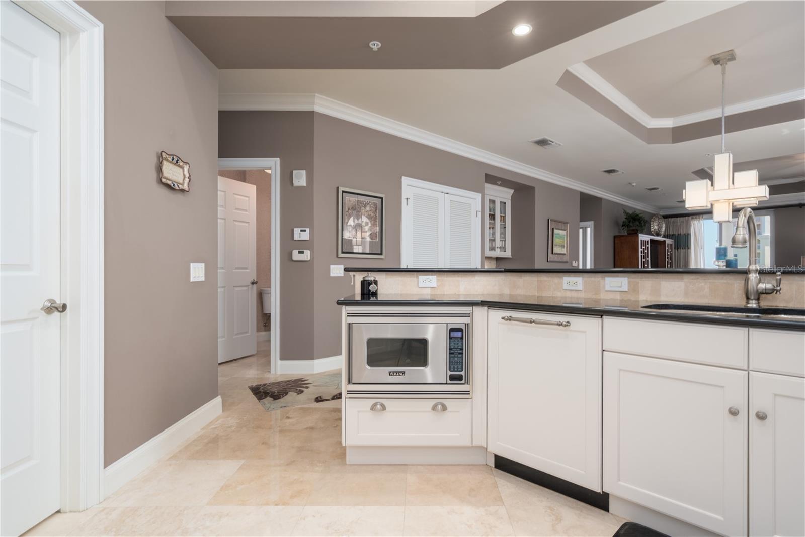 200 OCEAN CREST DR #654