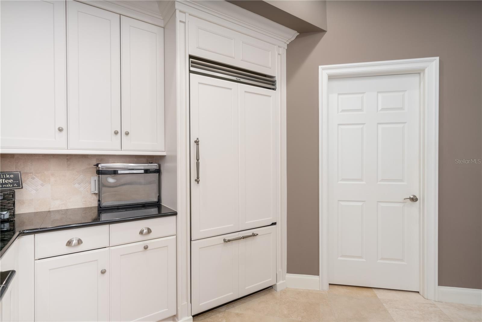 200 OCEAN CREST DR #654