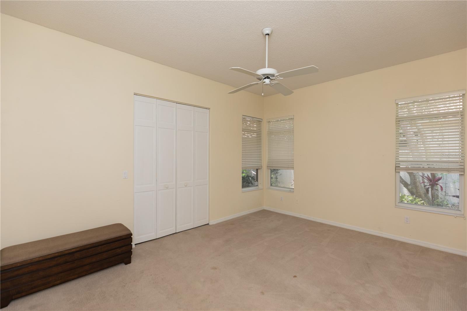 12 LAGUNA CT