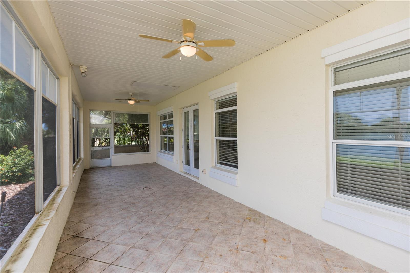 12 LAGUNA CT