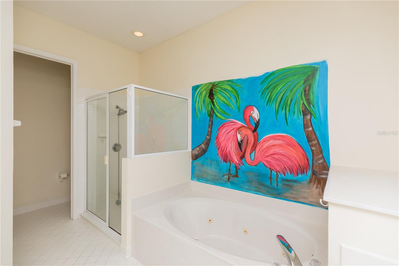 12 LAGUNA CT
