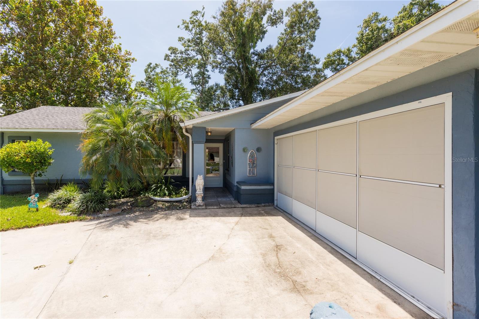56 FISCHER LN