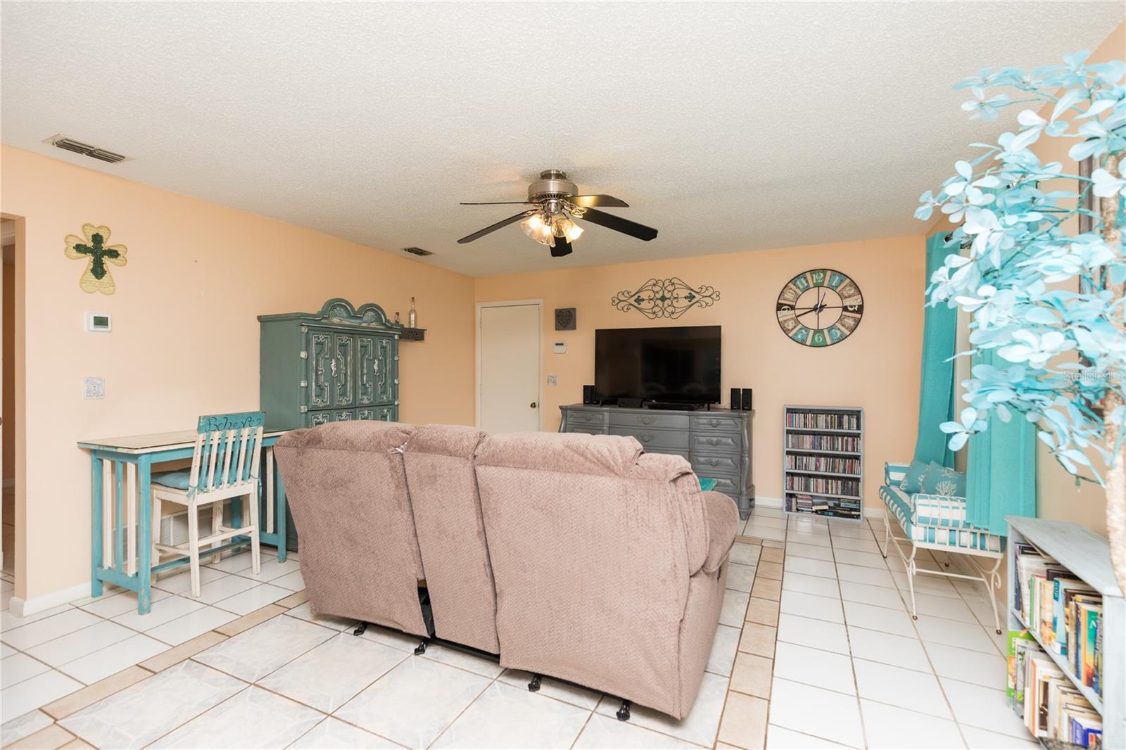 56 FISCHER LN