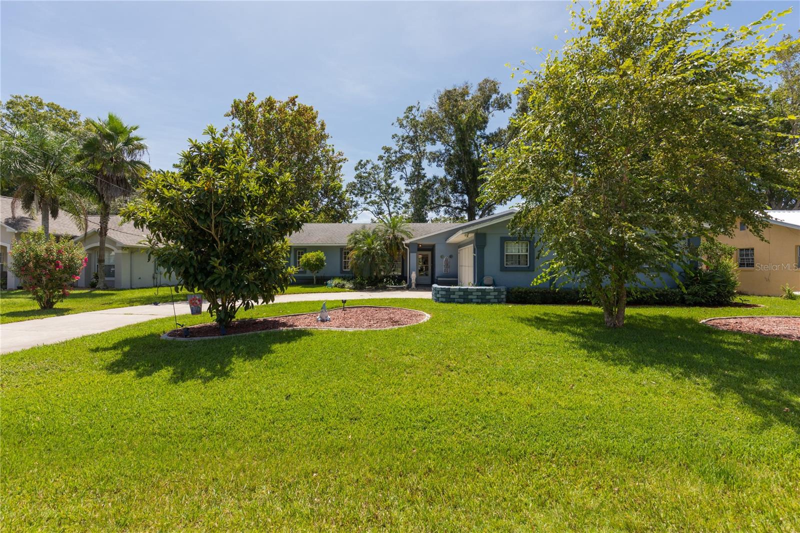 56 FISCHER LN