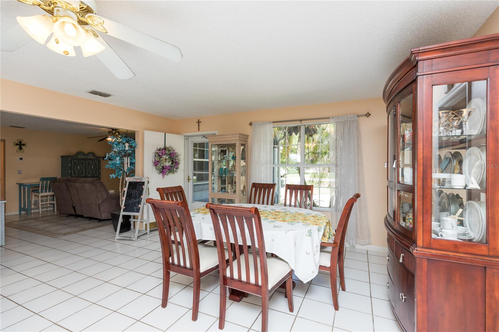 56 FISCHER LN