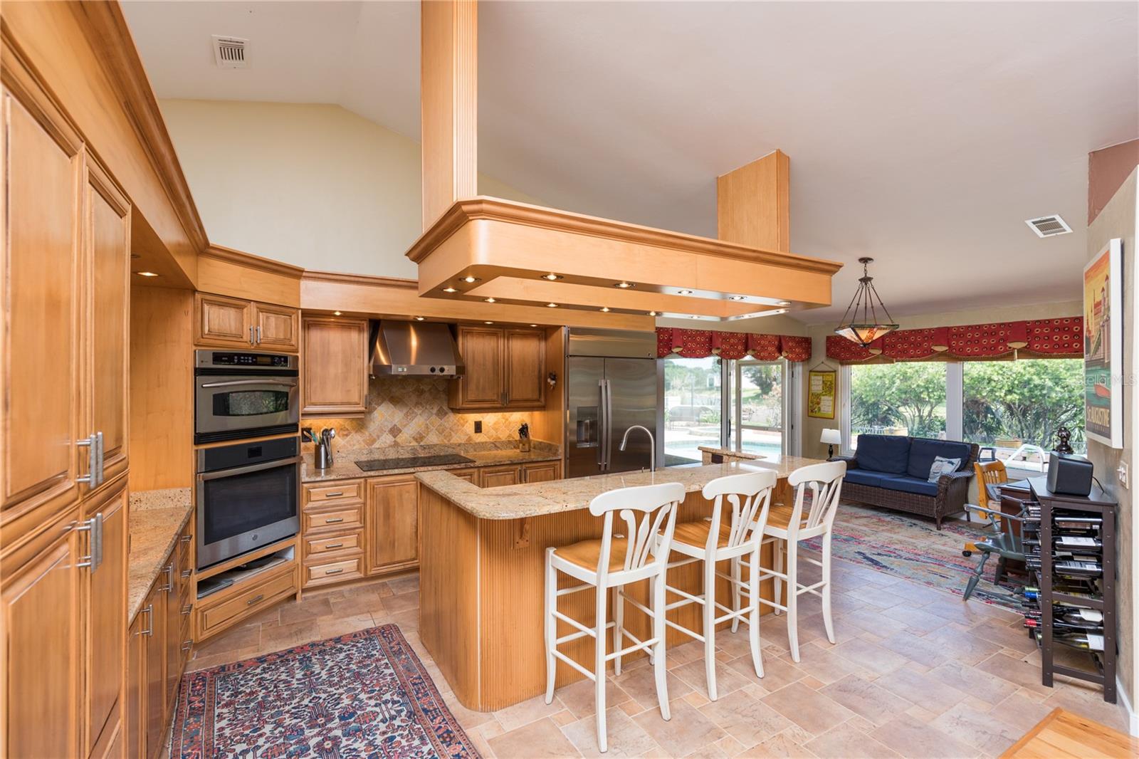 2 ANASTASIA CT