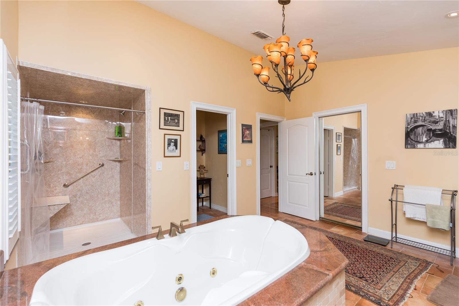 2 ANASTASIA CT