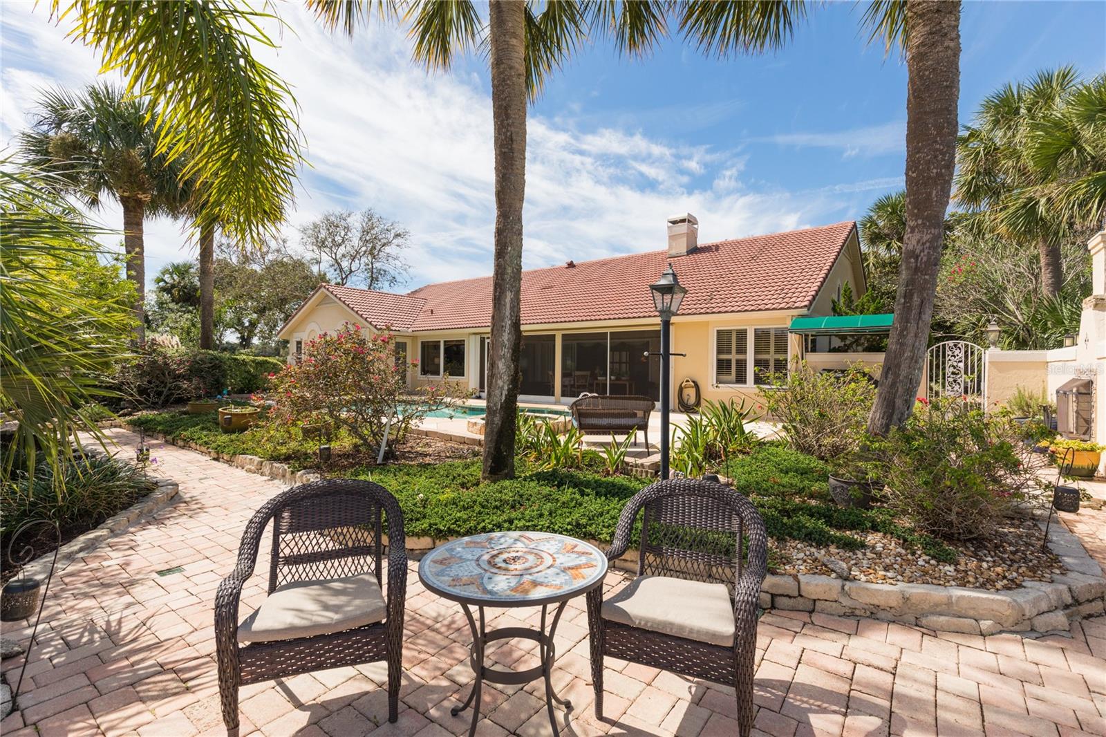 2 ANASTASIA CT