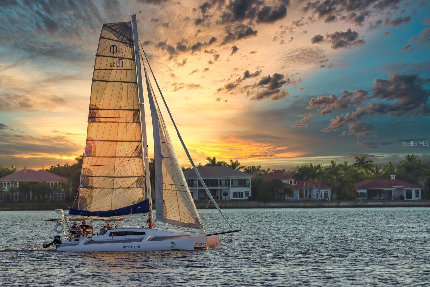 230 YACHT HARBOR DR
