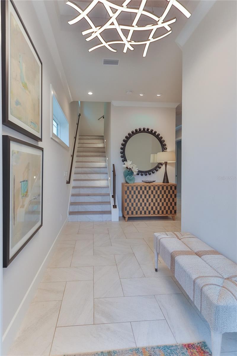 230 YACHT HARBOR DR