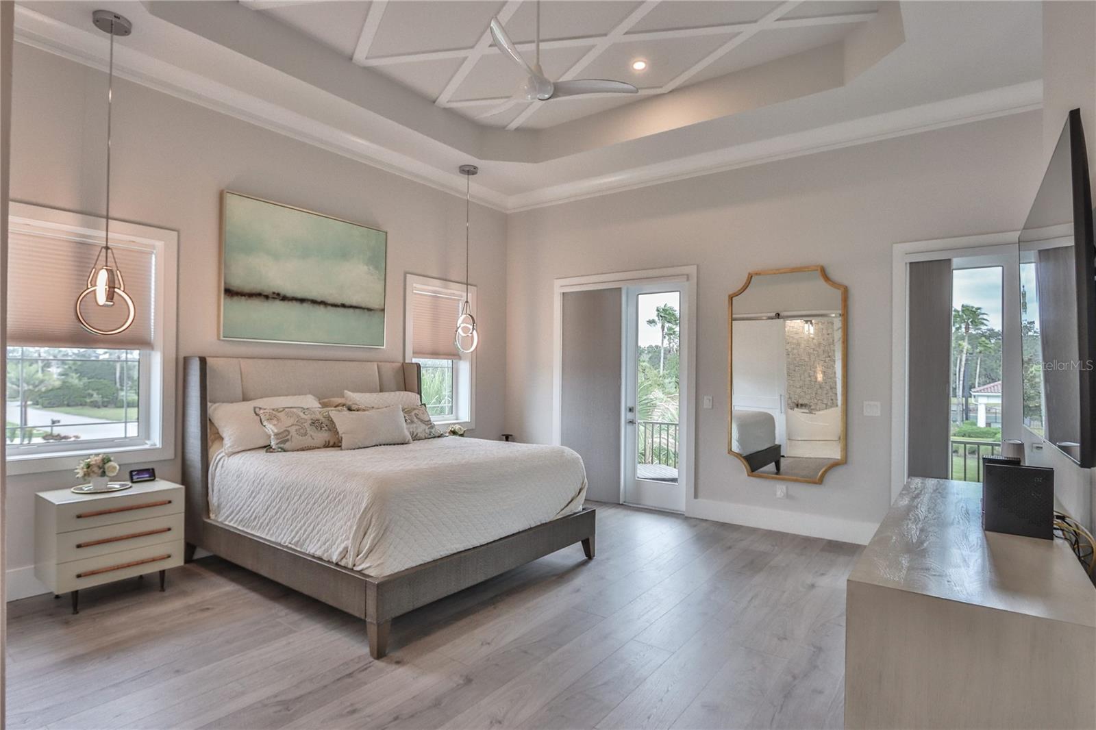 230 YACHT HARBOR DR