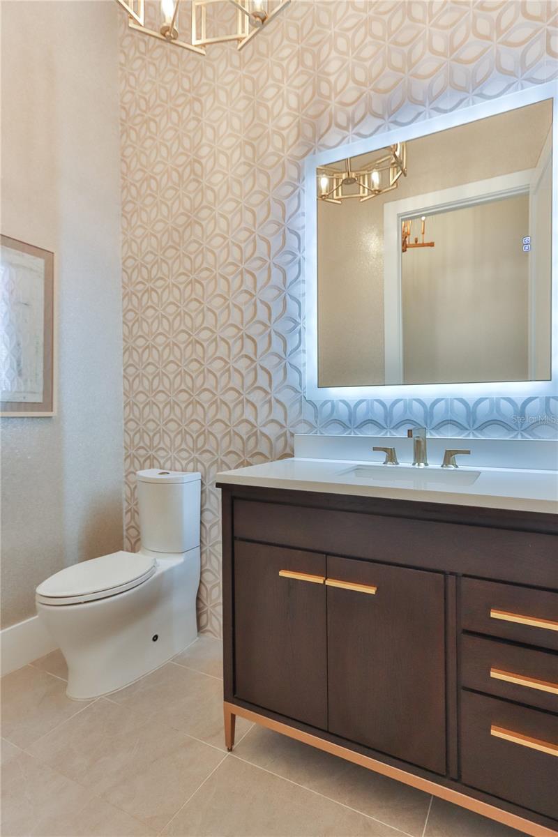 230 YACHT HARBOR DR