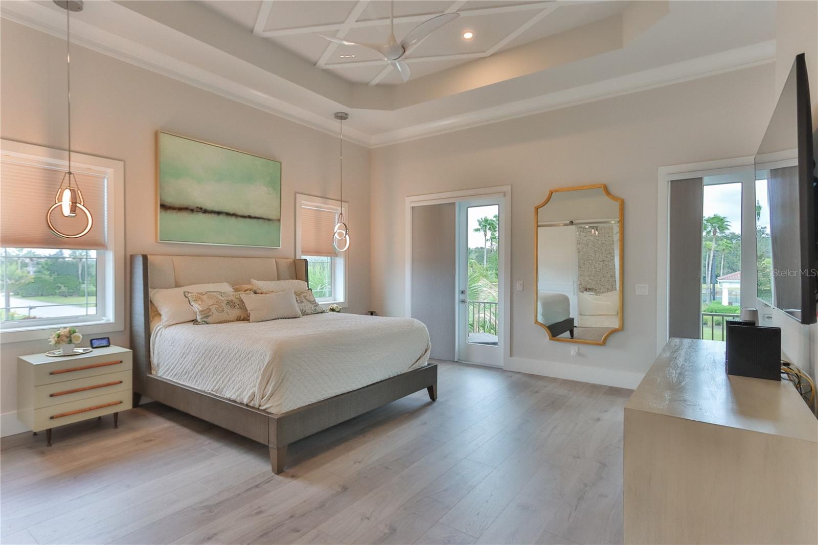 230 YACHT HARBOR DR