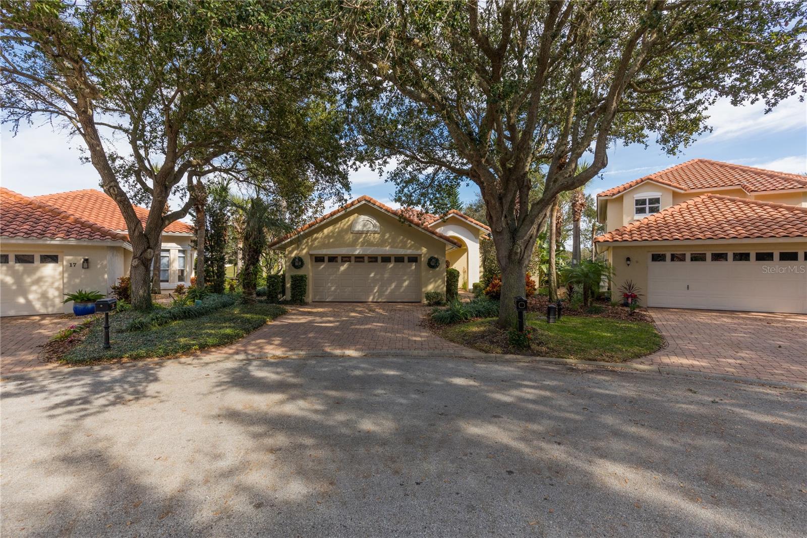 19 MADEIRA CT