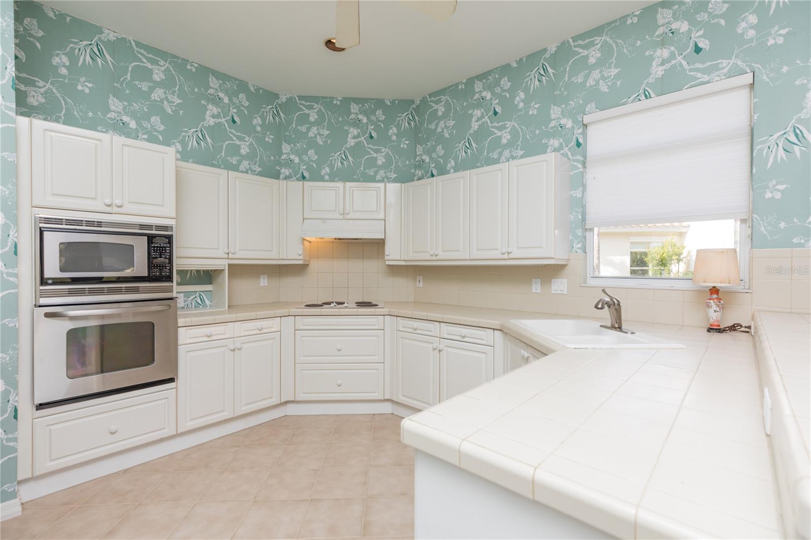 19 MADEIRA CT