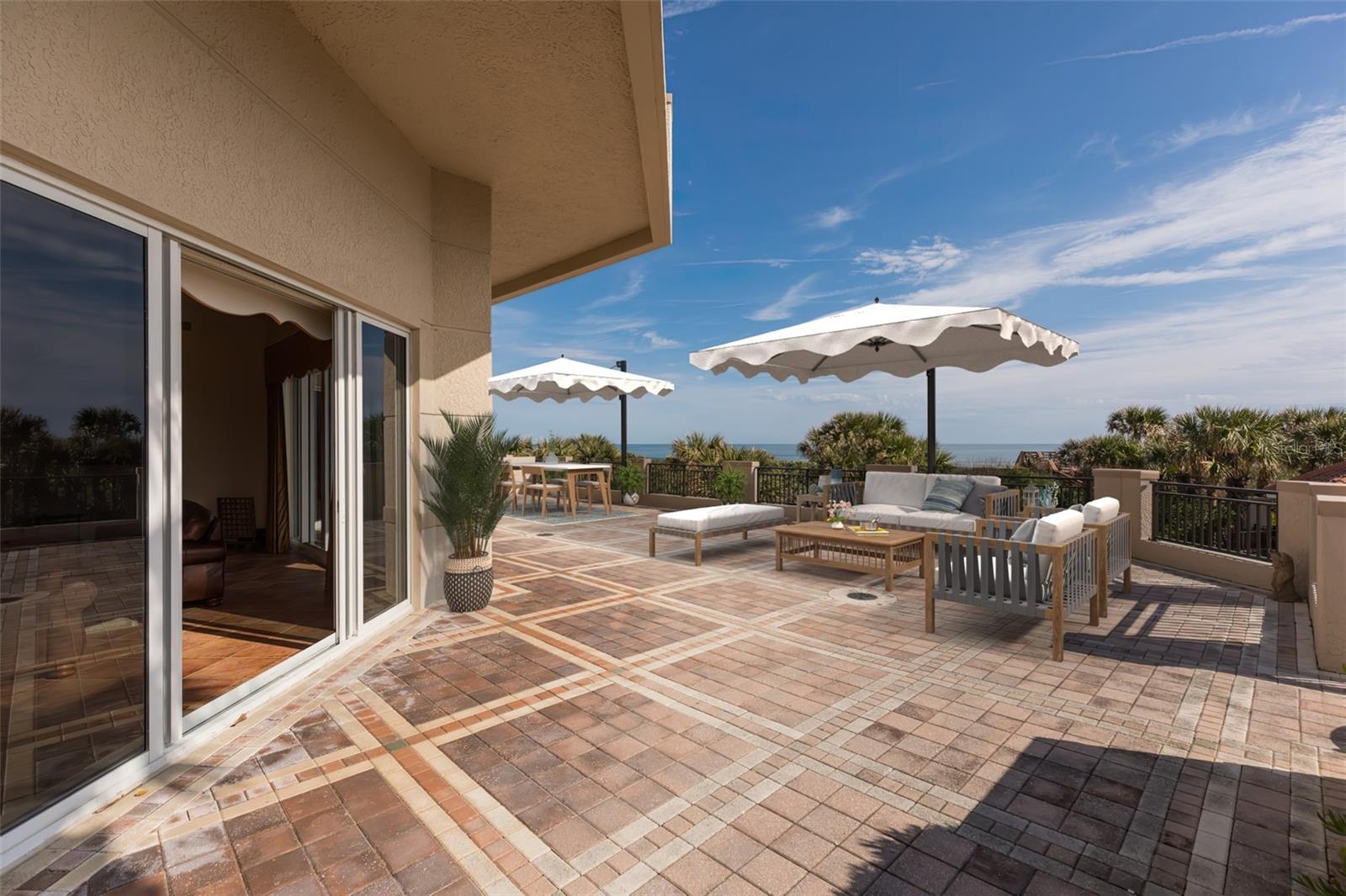 85 AVENUE DE LA MER #106