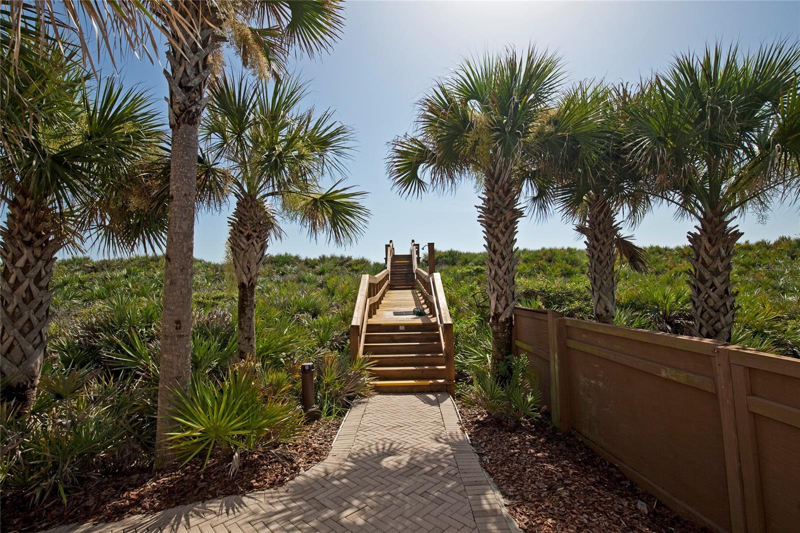 85 AVENUE DE LA MER #106