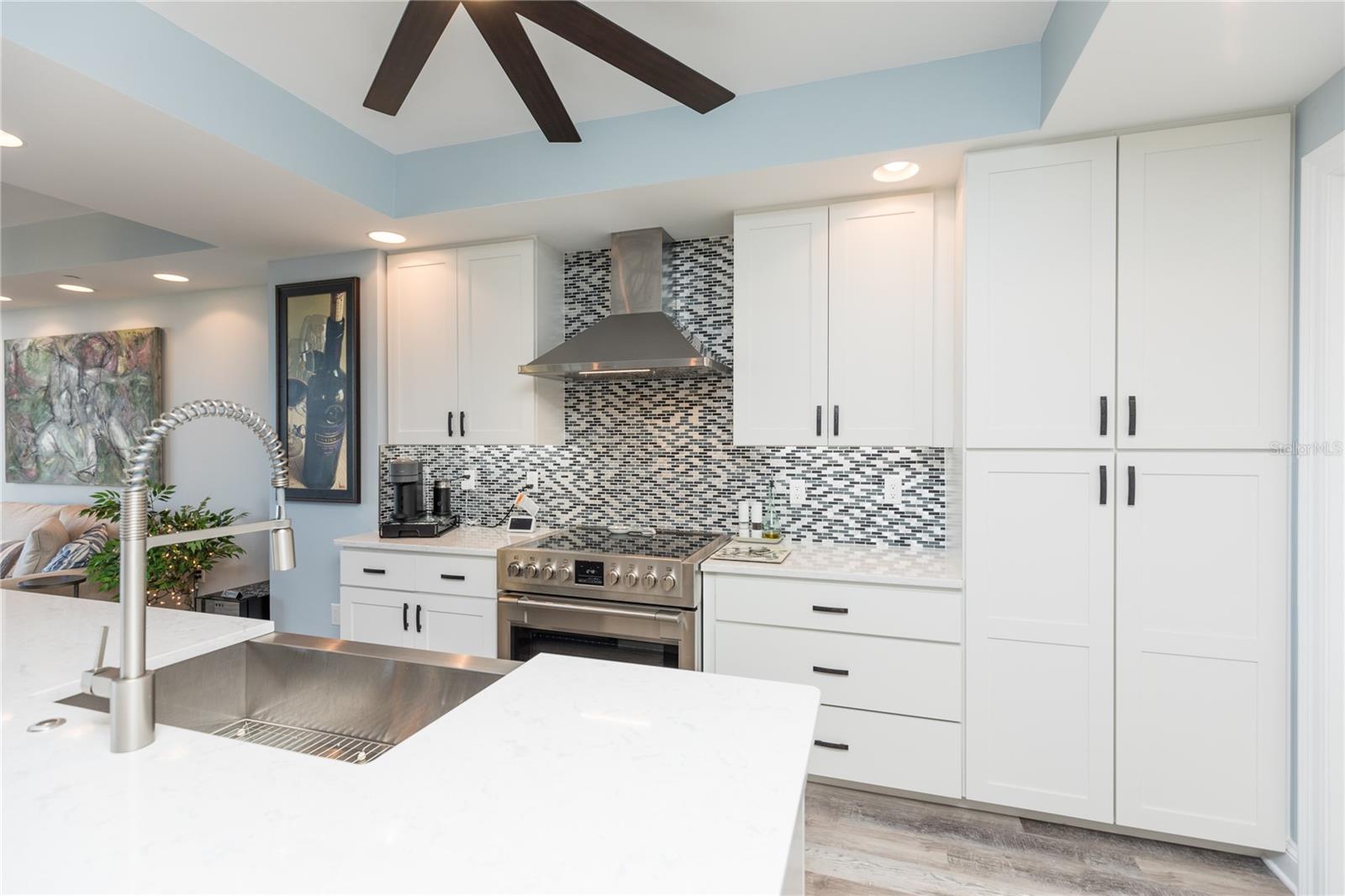 7 AVENUE DE LA MER #302