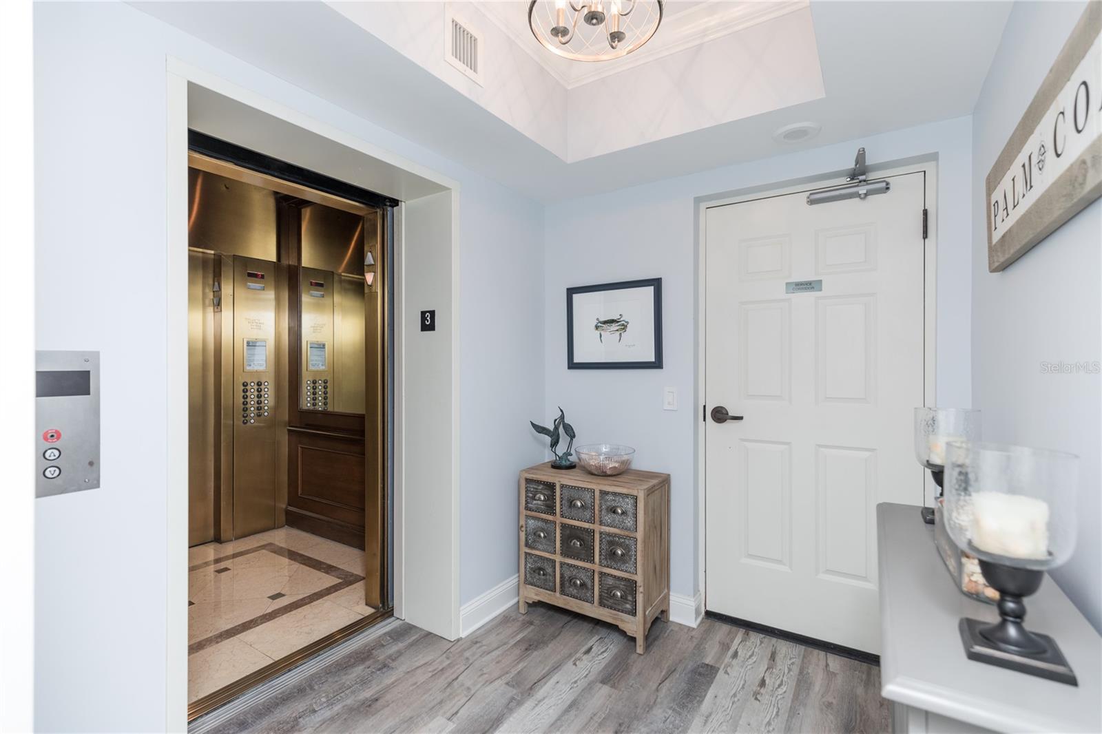 7 AVENUE DE LA MER #302