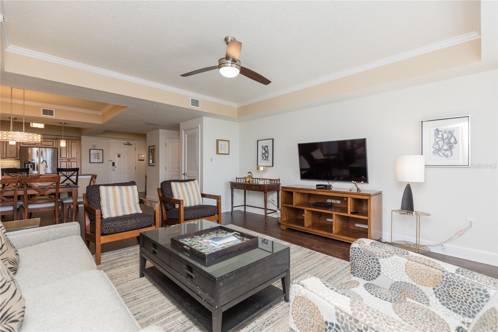 200 OCEAN CREST DR #516