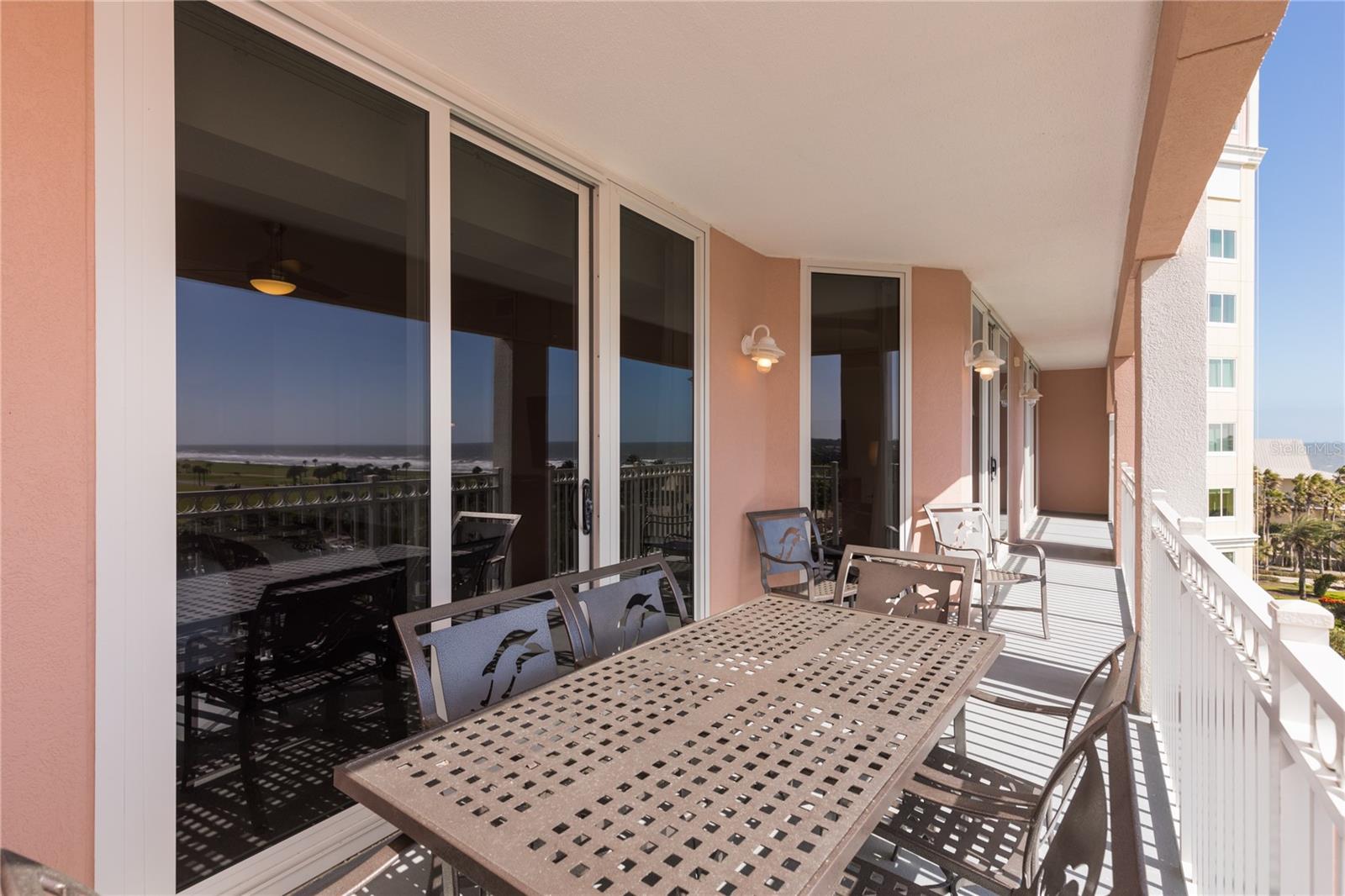 200 OCEAN CREST DR #516