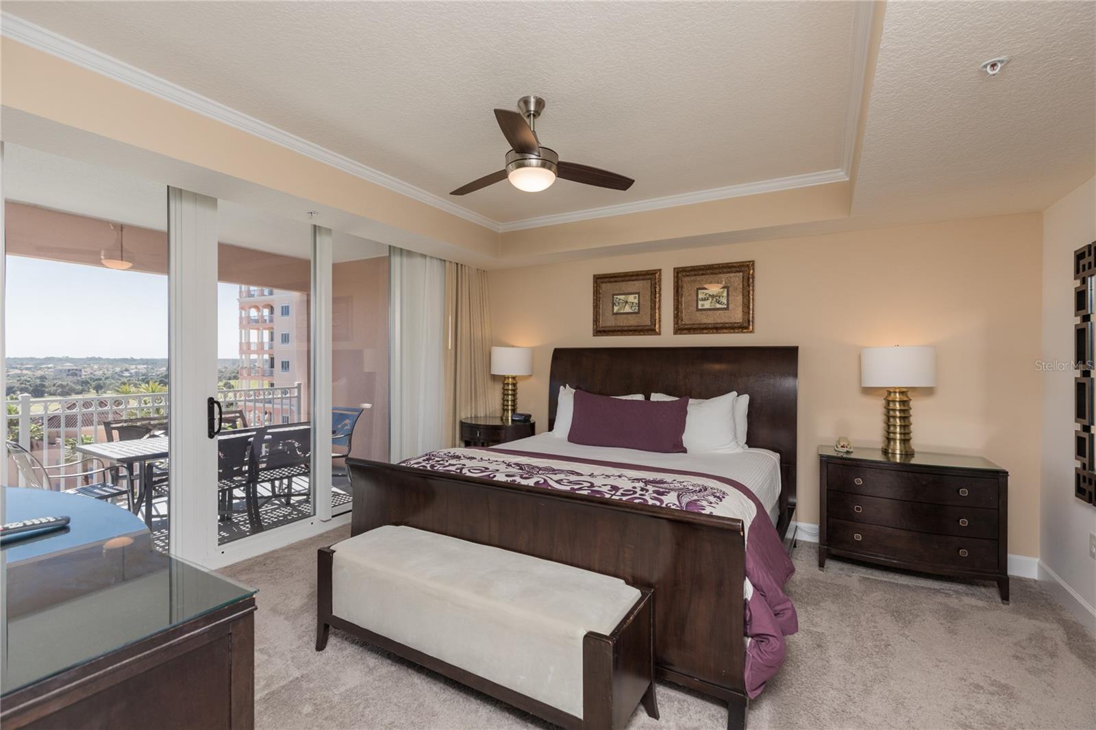 200 OCEAN CREST DR #516