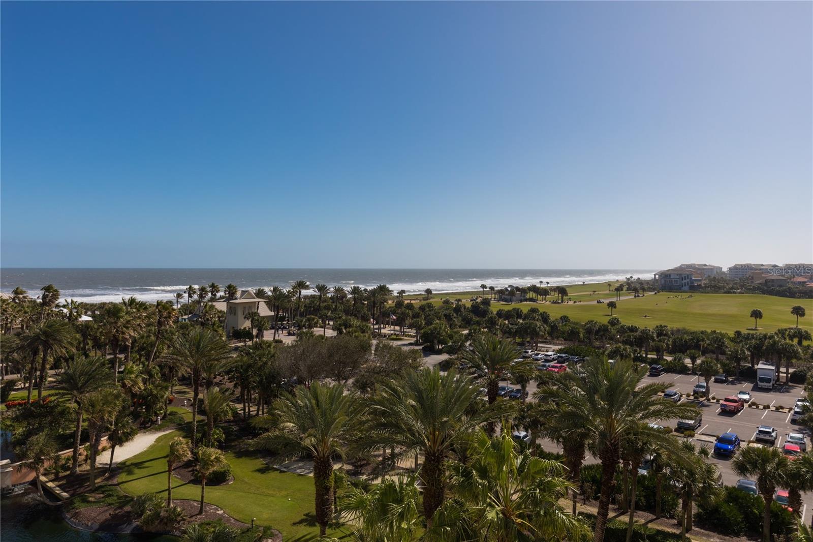 200 OCEAN CREST DR #516