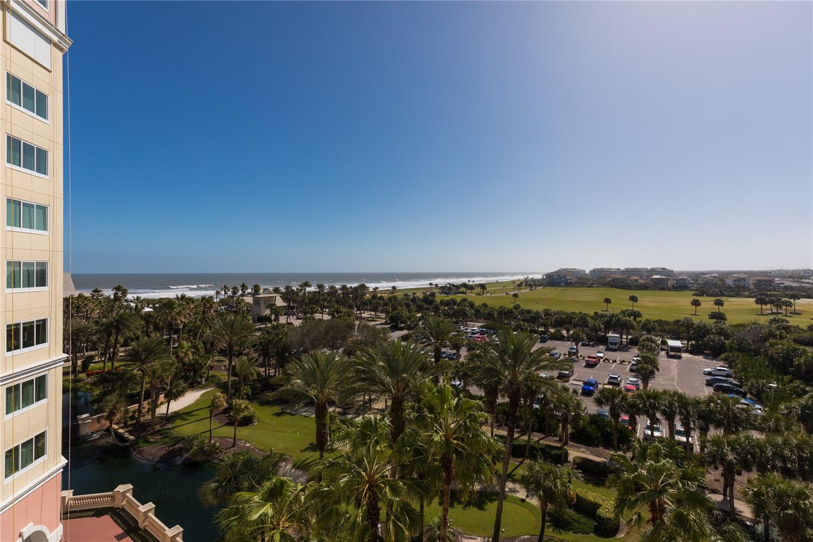 200 OCEAN CREST DR #516