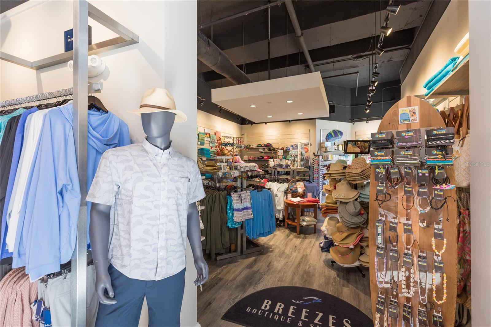 200 OCEAN CREST DR #516