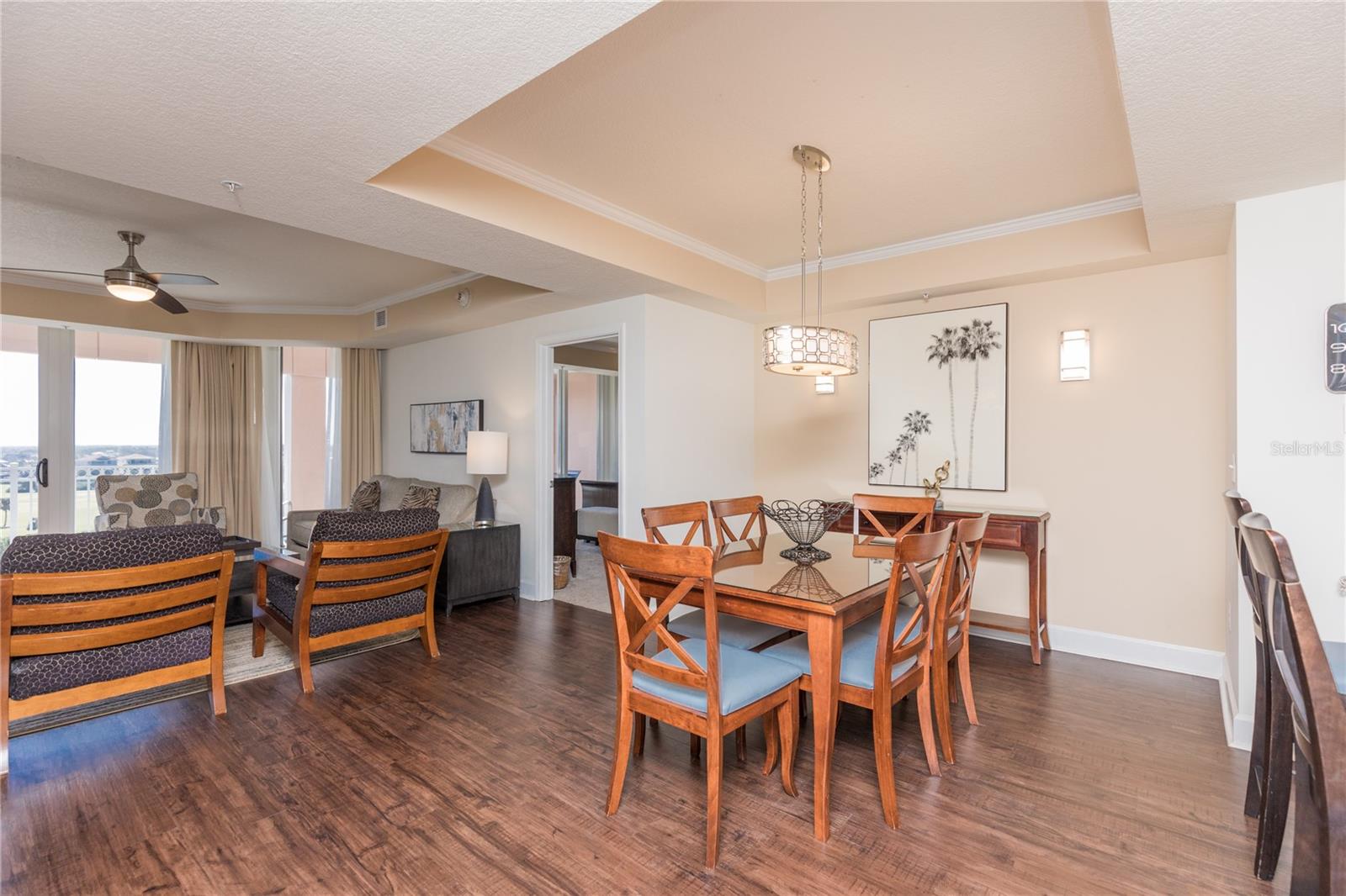 200 OCEAN CREST DR #516