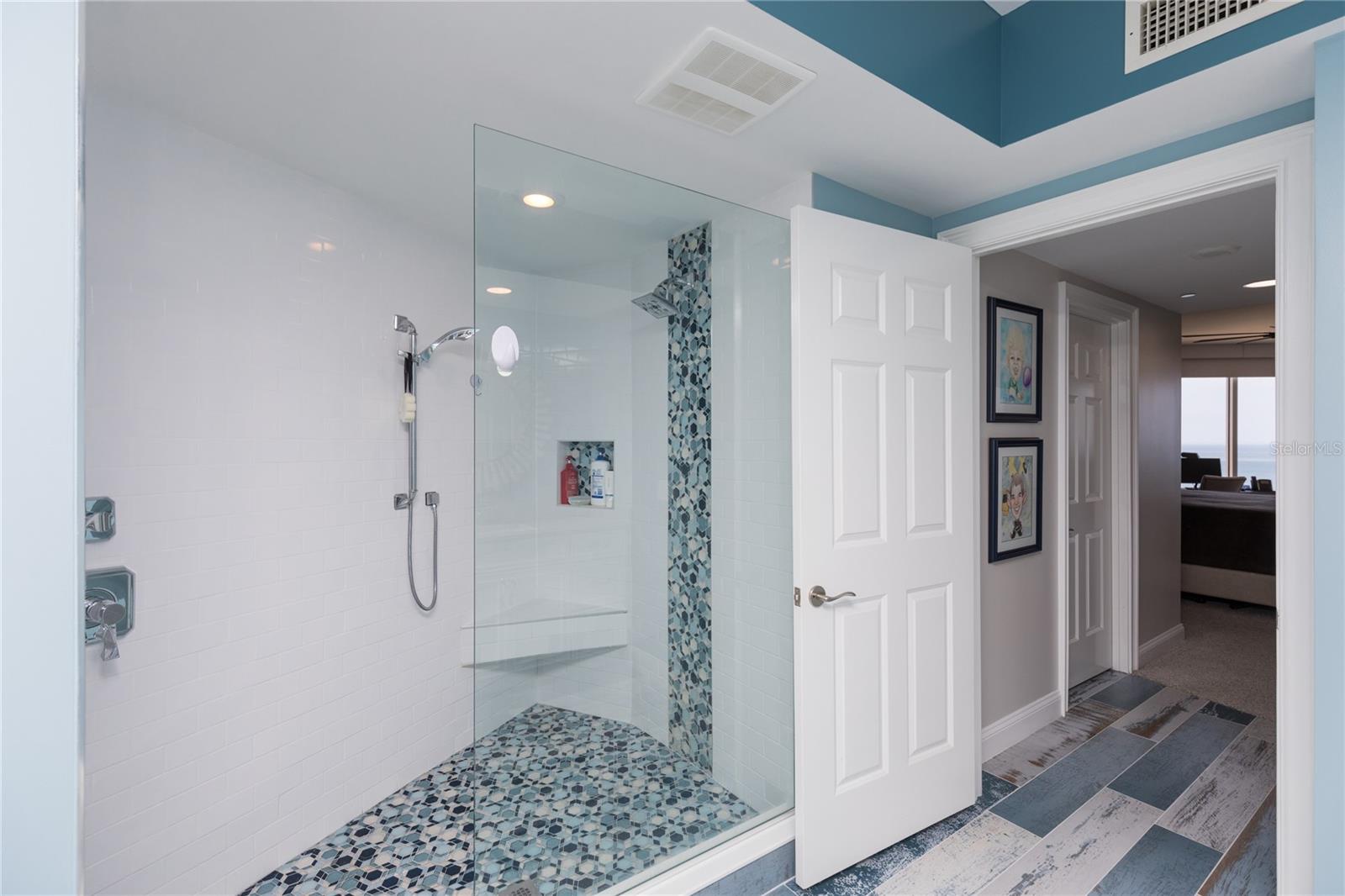 7 AVENUE DE LA MER #802