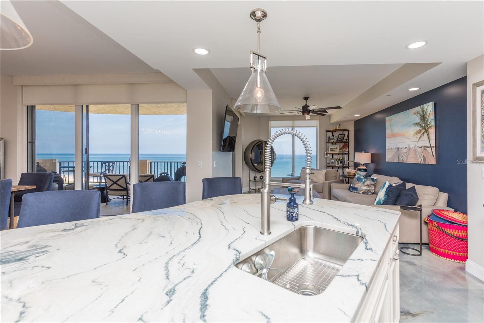 7 AVENUE DE LA MER #802