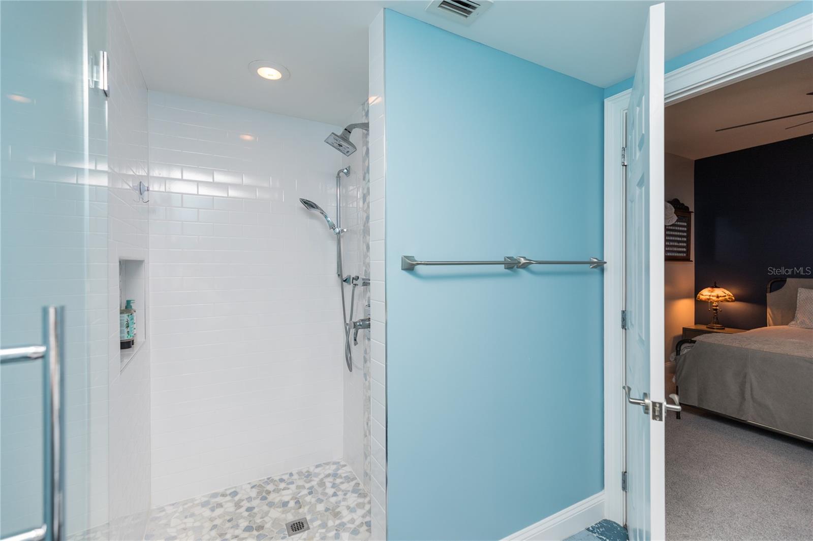 7 AVENUE DE LA MER #802