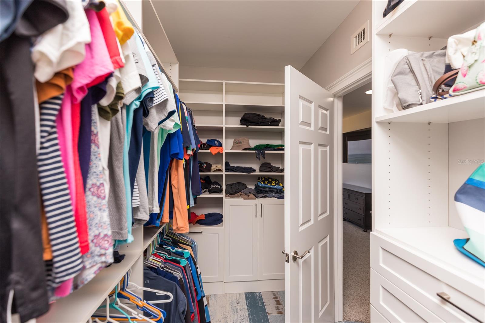 7 AVENUE DE LA MER #802