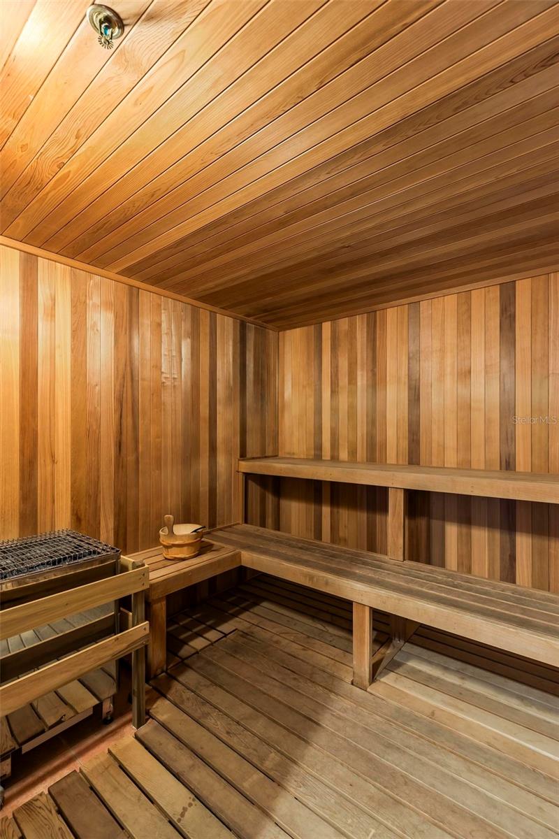 7 AVENUE DE LA MER #702