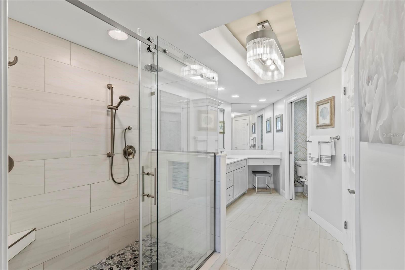 7 AVENUE DE LA MER #702