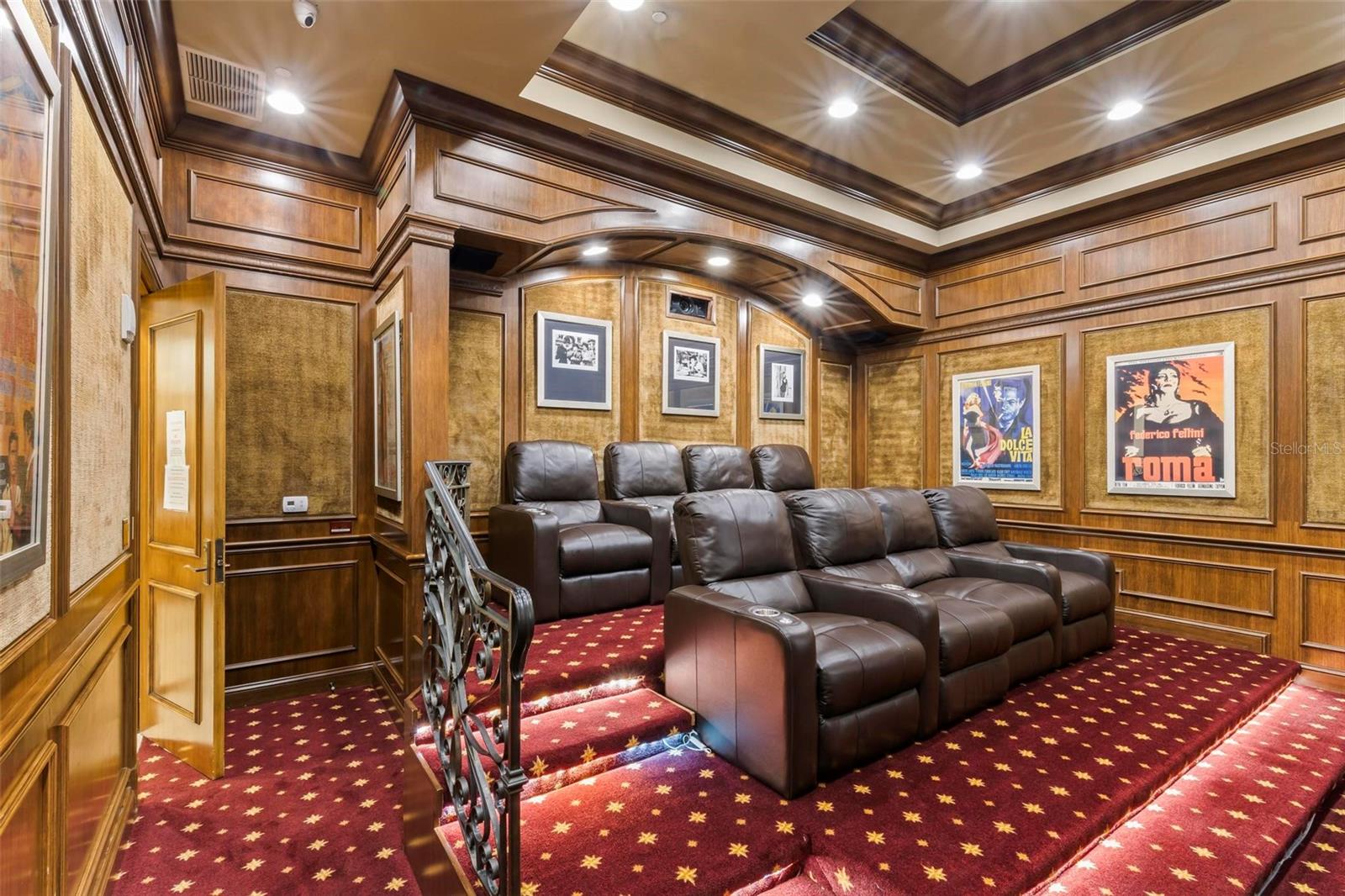 7 AVENUE DE LA MER #702