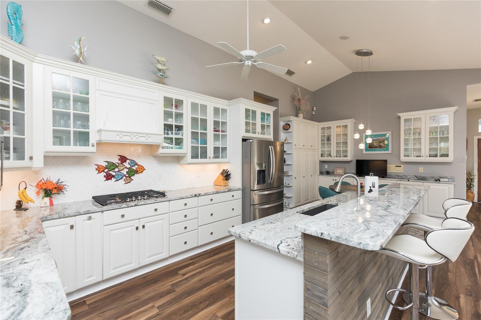 2 MALAGA CT