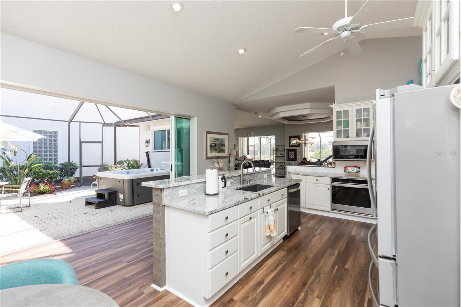 2 MALAGA CT