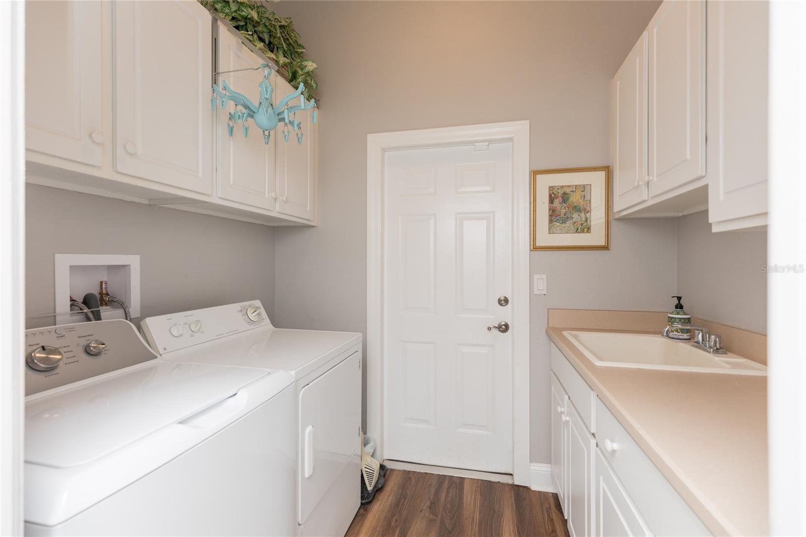 2 MALAGA CT