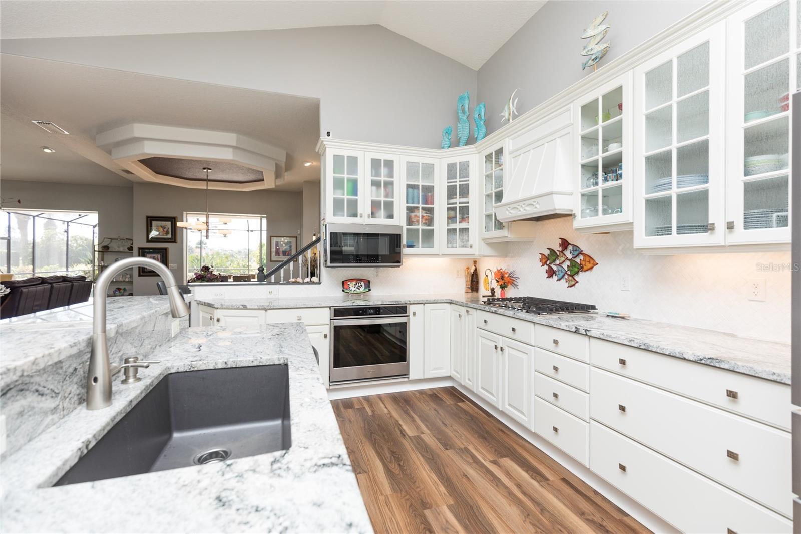 2 MALAGA CT