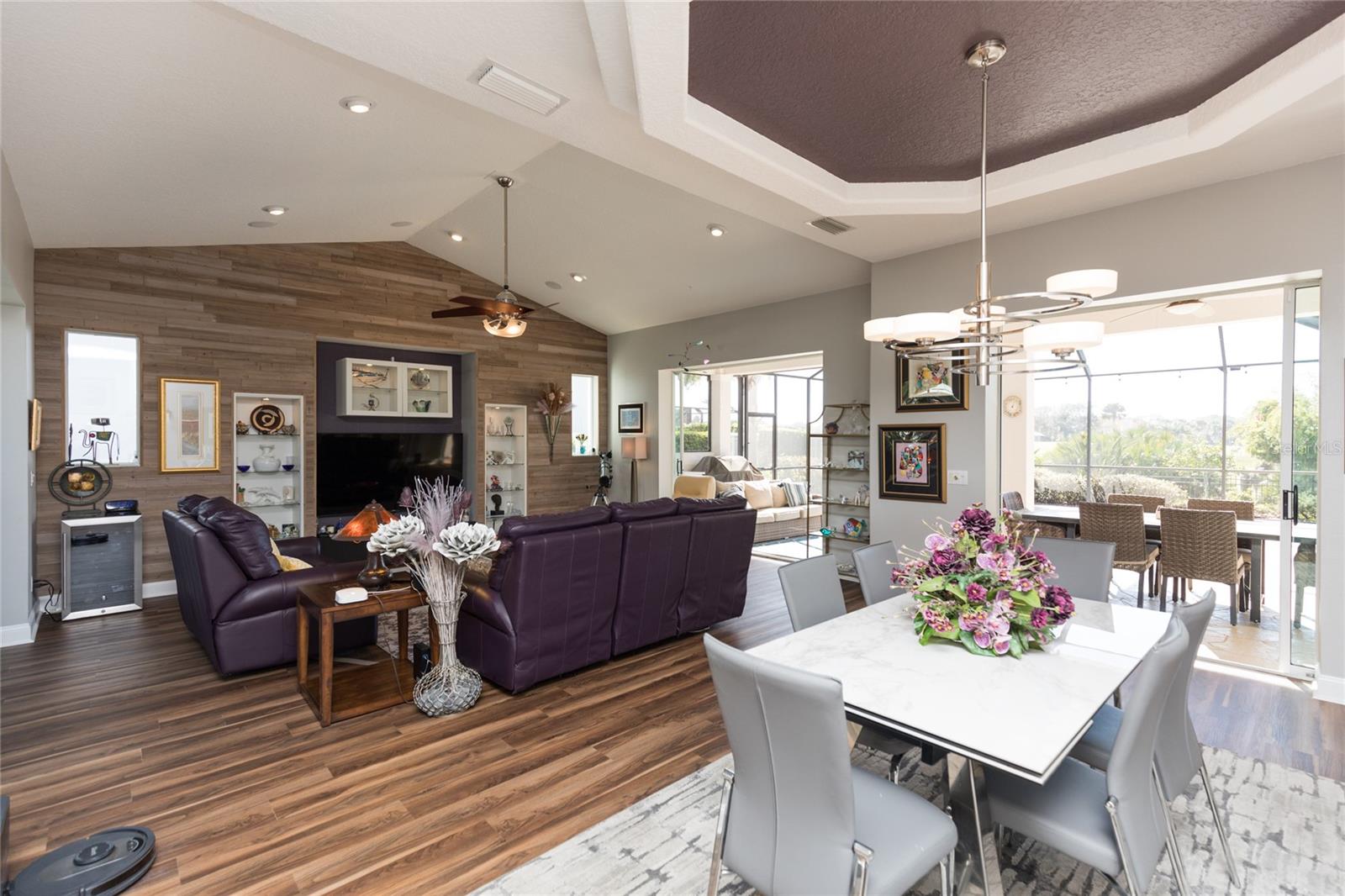 2 MALAGA CT
